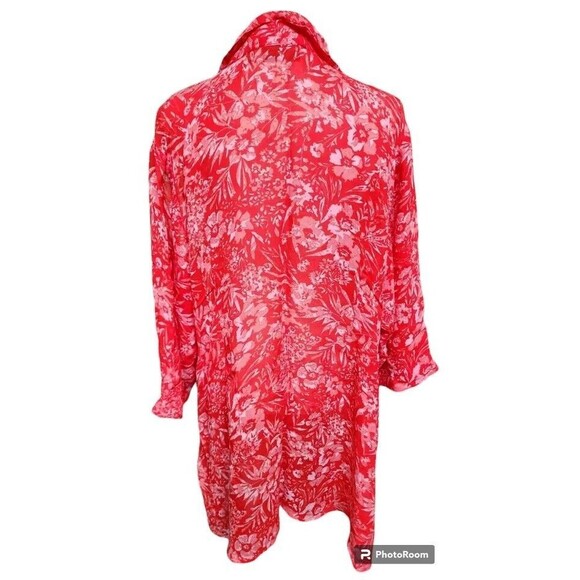 Avenue Tunic Size 22/24 Slightly Sheer Covered Buttons Red - Picture 5 of 9